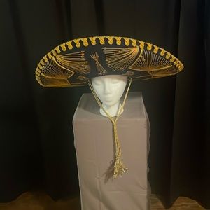 Pigalle sombrero, Mexican hat